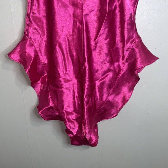 🦋1990’s Vintage Victoria's Secret Gold Label Lace Fushia Teddy! - Picture 12 of 14